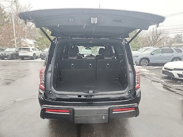 2025 Nissan Armada SL