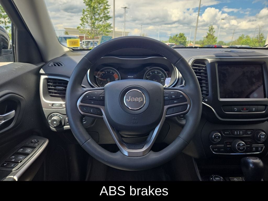 2022 Jeep Cherokee Latitude Lux