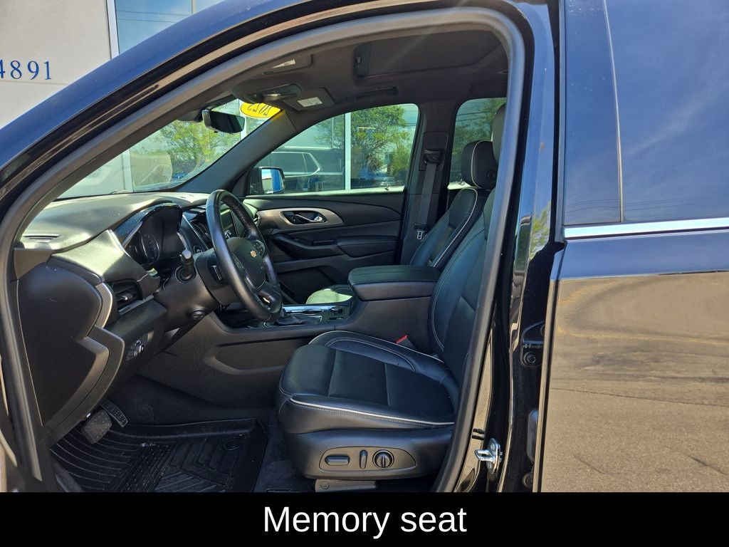 2023 Chevrolet Traverse Premier