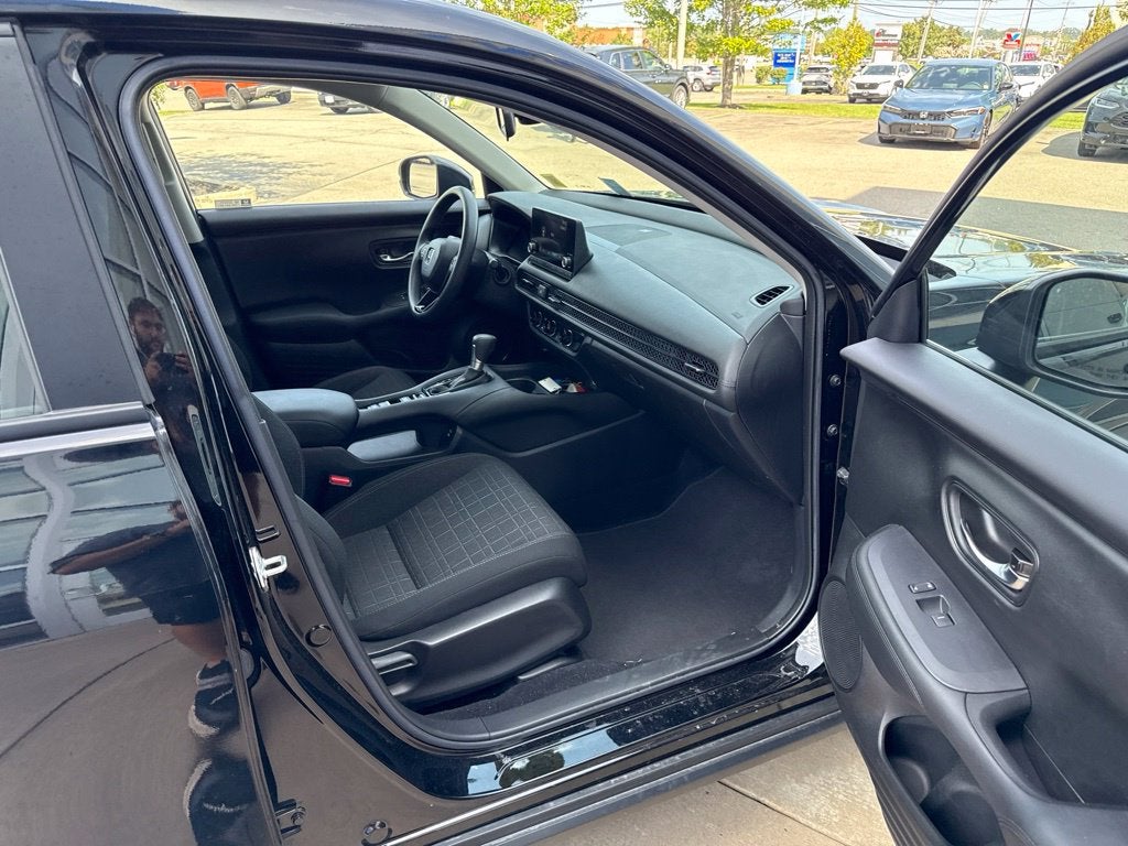 2024 Honda HR-V LX