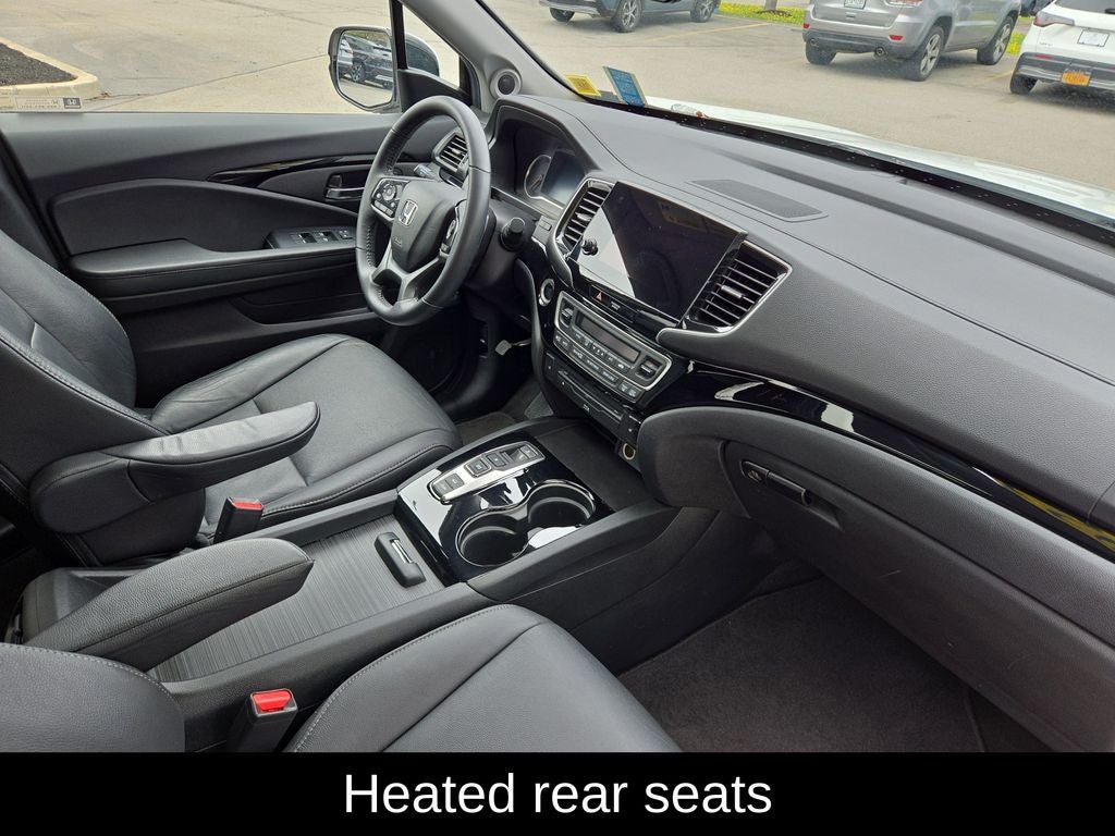2022 Honda Pilot Touring 8 Passenger