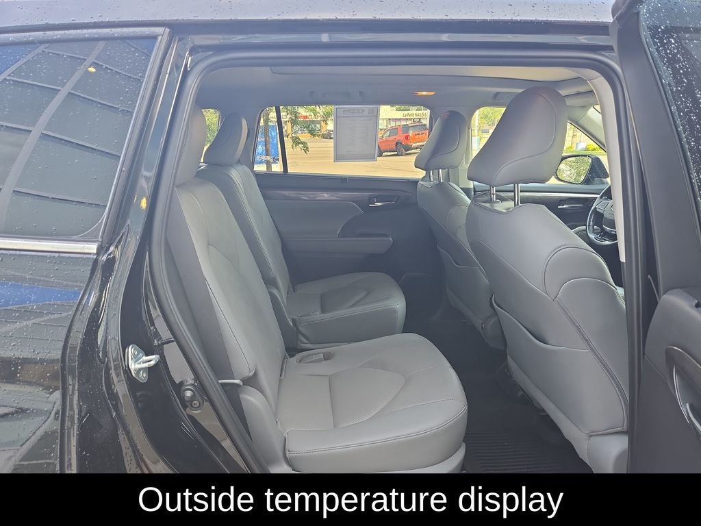 2021 Toyota Highlander Platinum