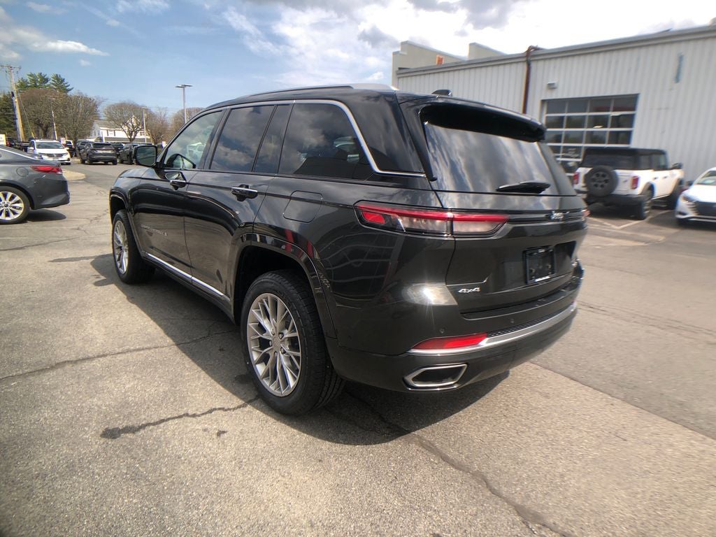 2023 Jeep Grand Cherokee Summit