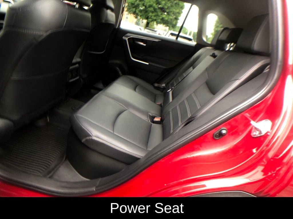 2025 Toyota RAV4 Hybrid XLE Premium