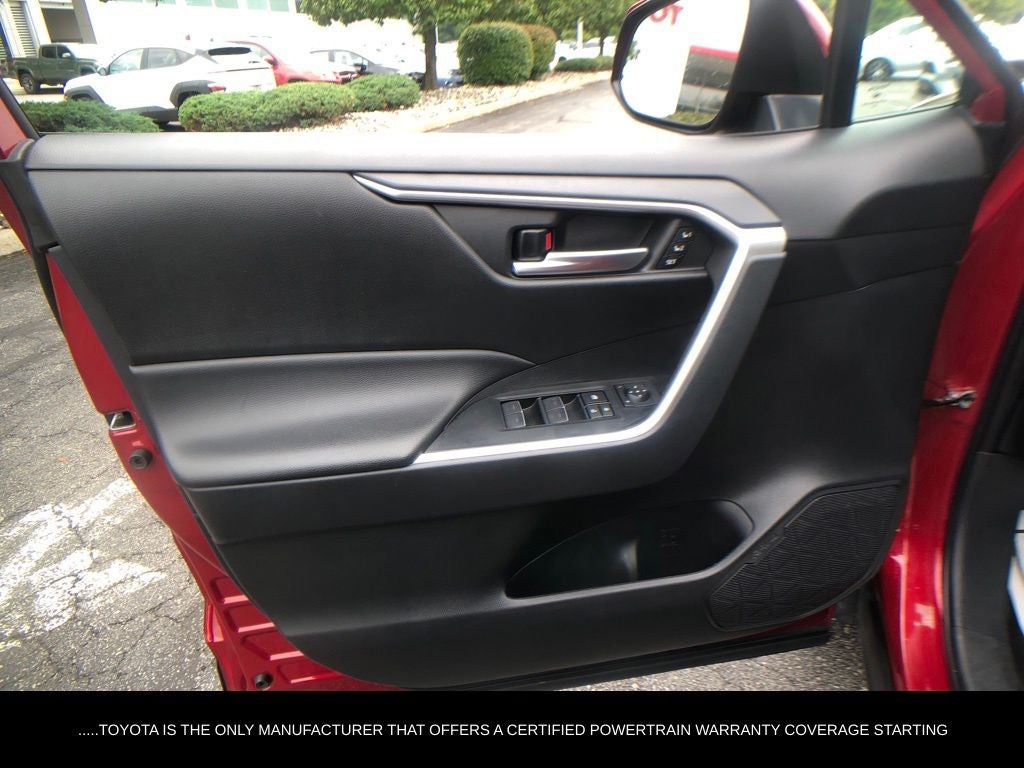 2025 Toyota RAV4 Hybrid XLE Premium