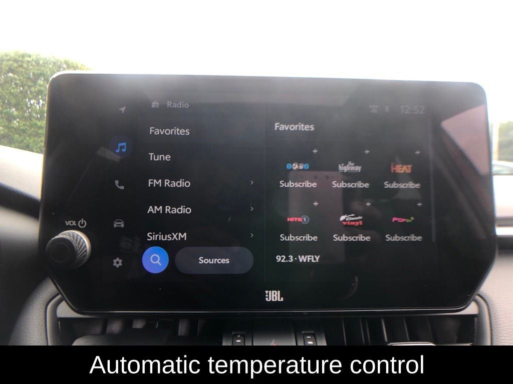 2025 Toyota RAV4 Hybrid XLE Premium