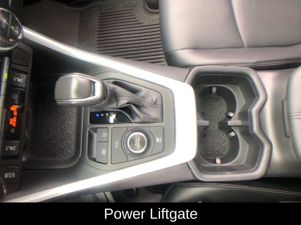 2025 Toyota RAV4 Hybrid XLE Premium
