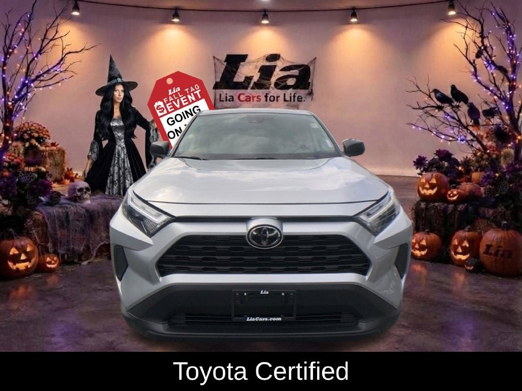 2024 Toyota RAV4 LE