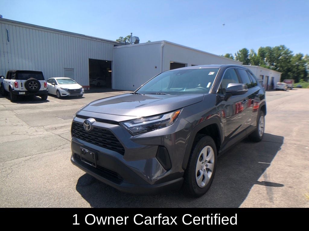 2025 Toyota RAV4 LE
