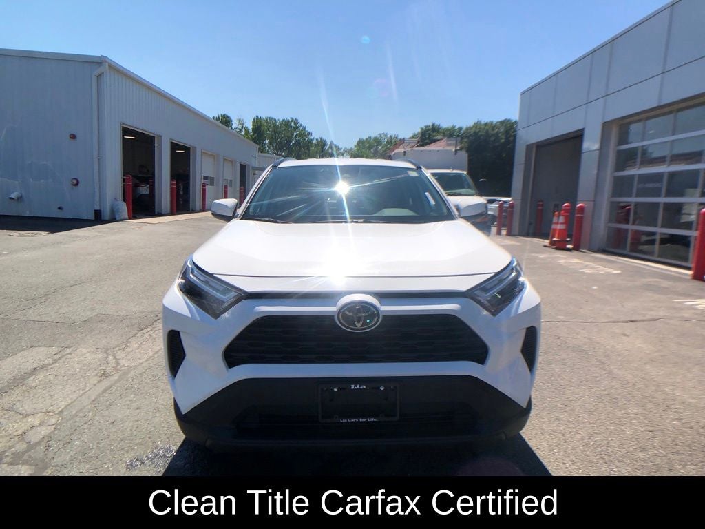 2025 Toyota RAV4 XLE