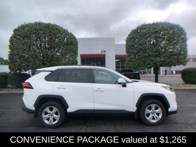 2021 Toyota RAV4 XLE