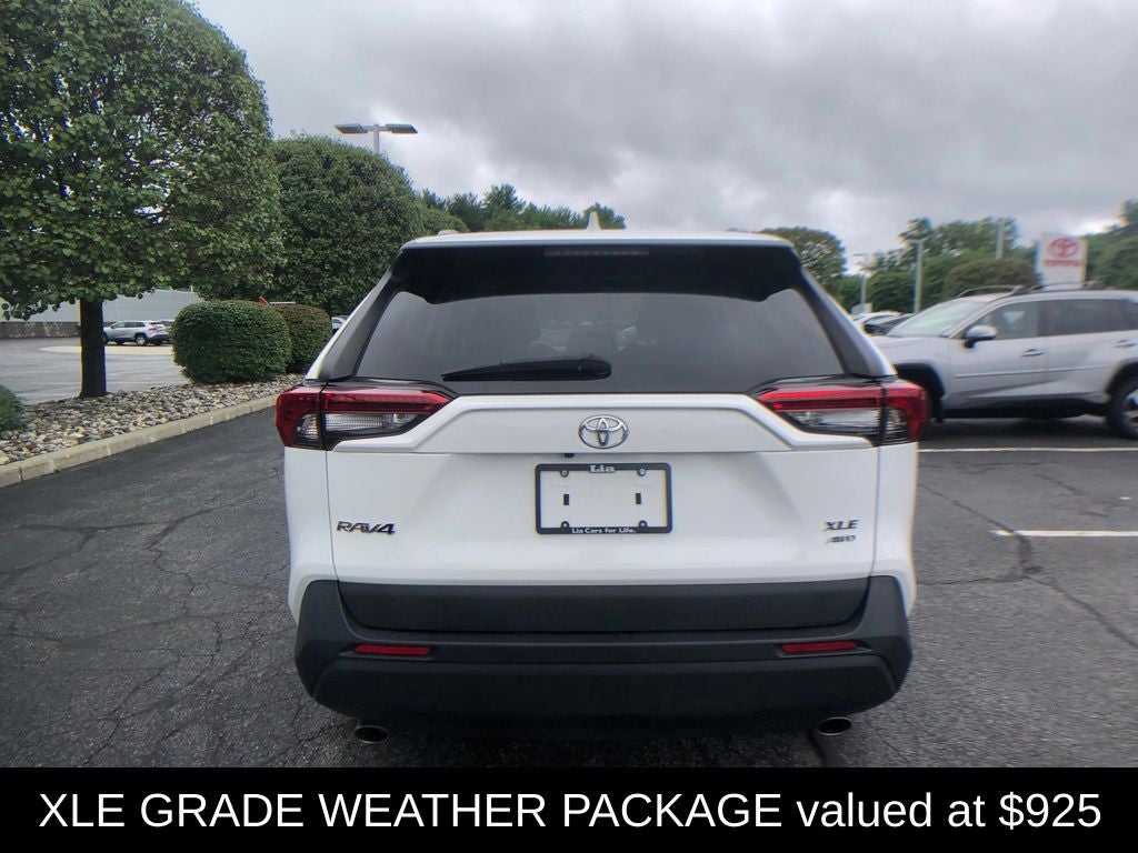 2021 Toyota RAV4 XLE