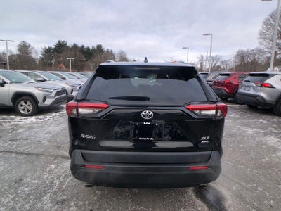 2022 Toyota RAV4 XLE