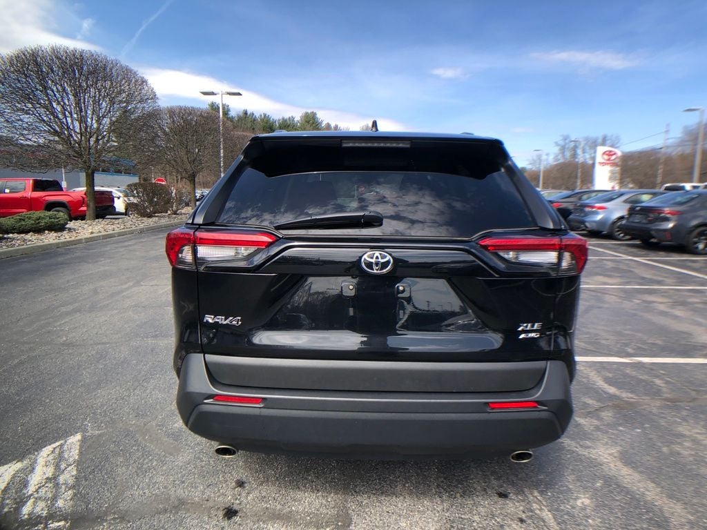 2024 Toyota RAV4 XLE