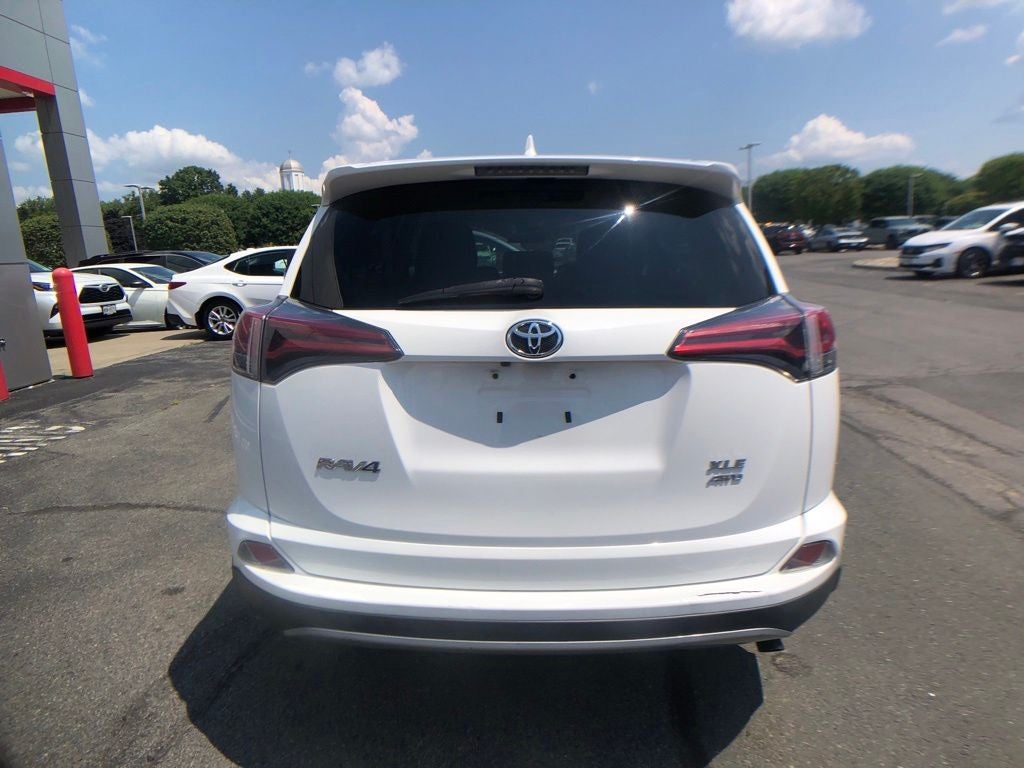 2018 Toyota RAV4 XLE
