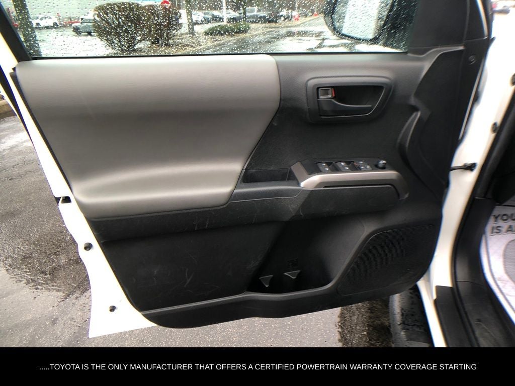 2022 Toyota Tacoma SR5 V6