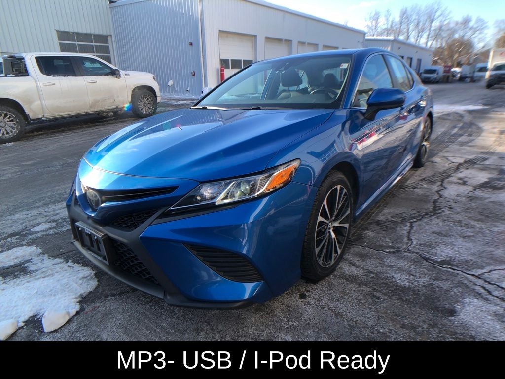 2019 Toyota Camry SE