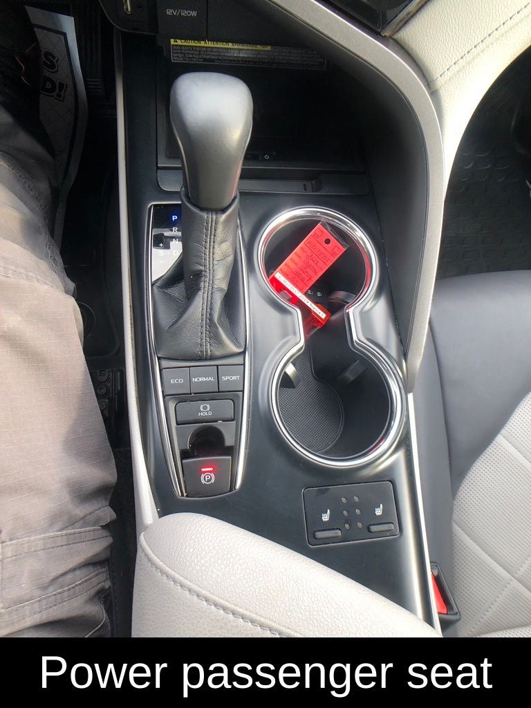 2019 Toyota Camry XLE