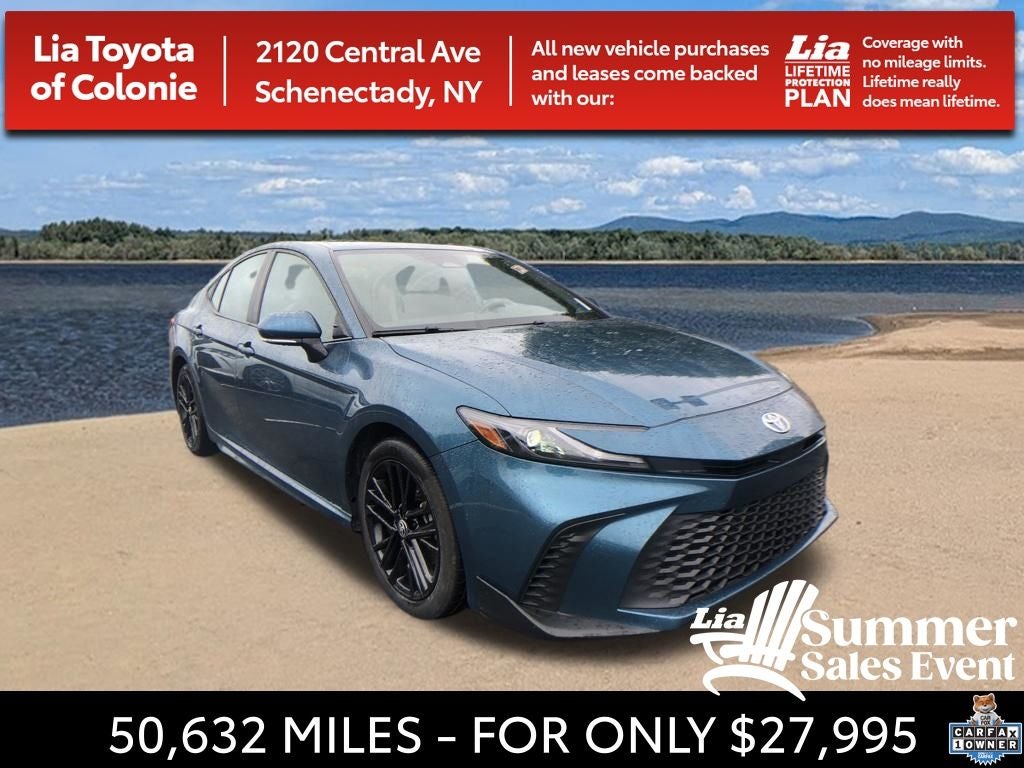 2025 Toyota Camry SE