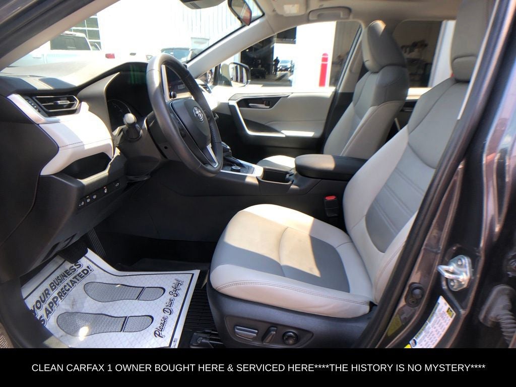 2023 Toyota RAV4 Hybrid XLE Premium