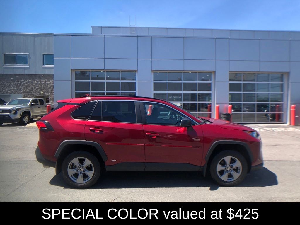 2022 Toyota RAV4 Hybrid LE