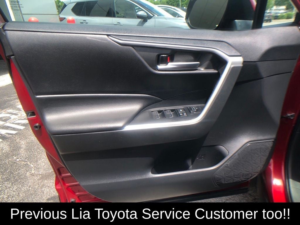 2023 Toyota RAV4 Hybrid XLE