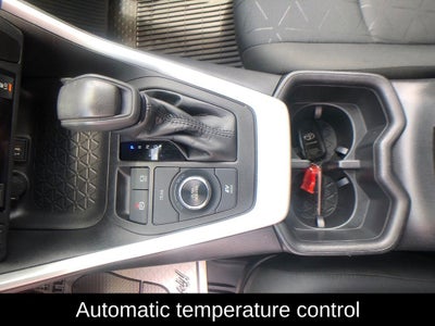 2023 Toyota RAV4 Hybrid XLE