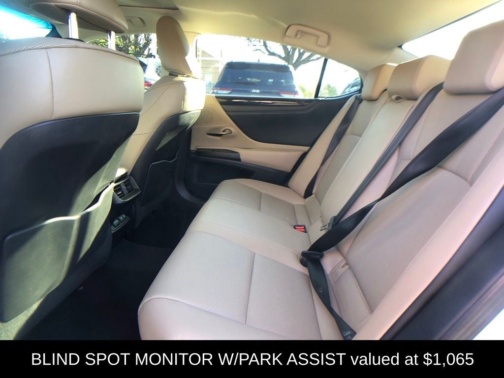 2019 Lexus ES 300h