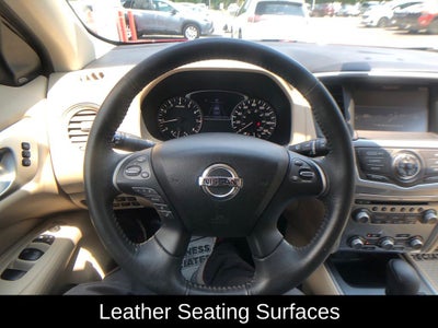 2017 Nissan Pathfinder SL