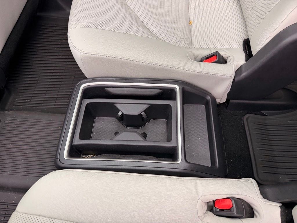 2025 Toyota Grand Highlander Platinum