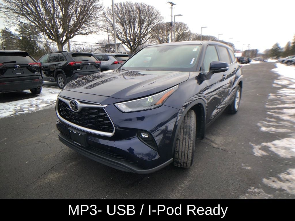 2022 Toyota Highlander LE