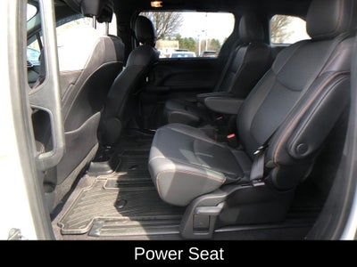 2021 Toyota Sienna XSE 7 Passenger