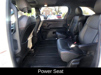 2022 Toyota Sienna XSE 7 Passenger