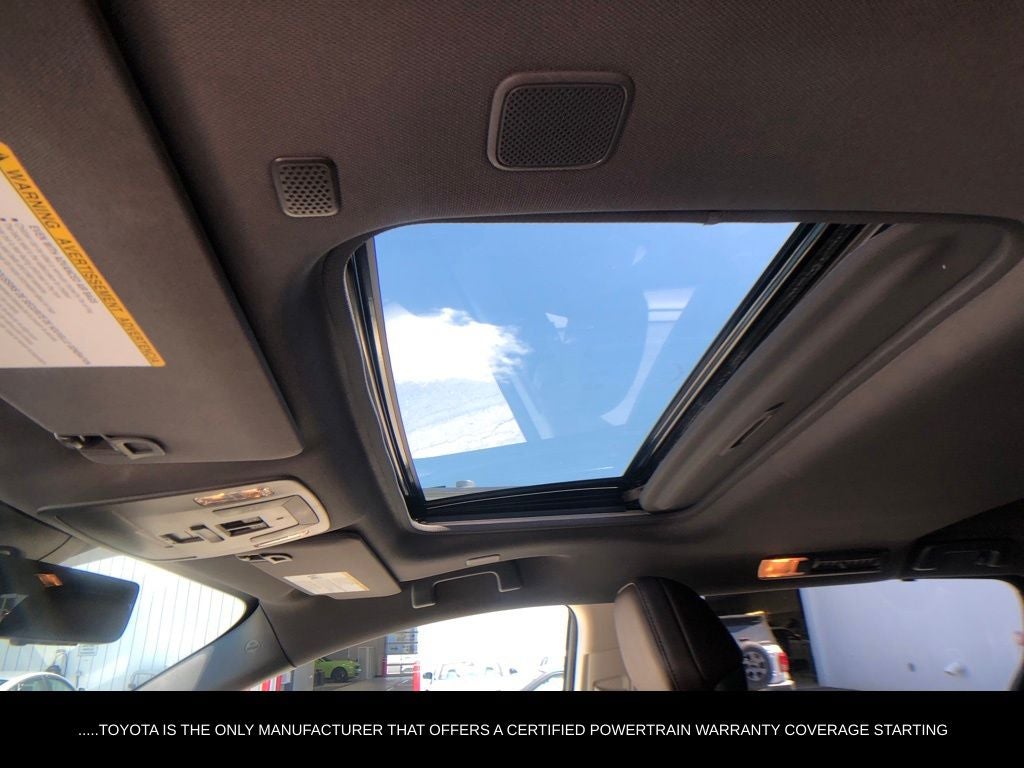 2024 Toyota Sienna Platinum 7 Passenger