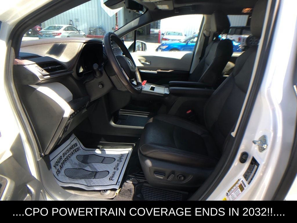 2024 Toyota Sienna Platinum 7 Passenger