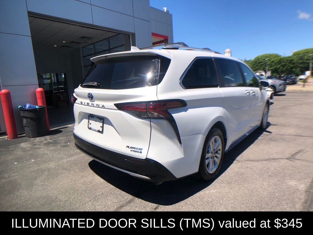 2024 Toyota Sienna Platinum 7 Passenger