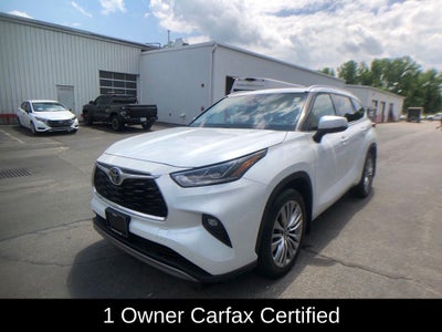 2022 Toyota Highlander Platinum