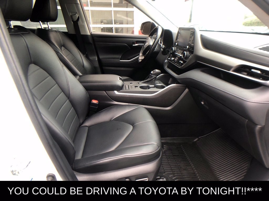 2022 Toyota Highlander Hybrid XLE