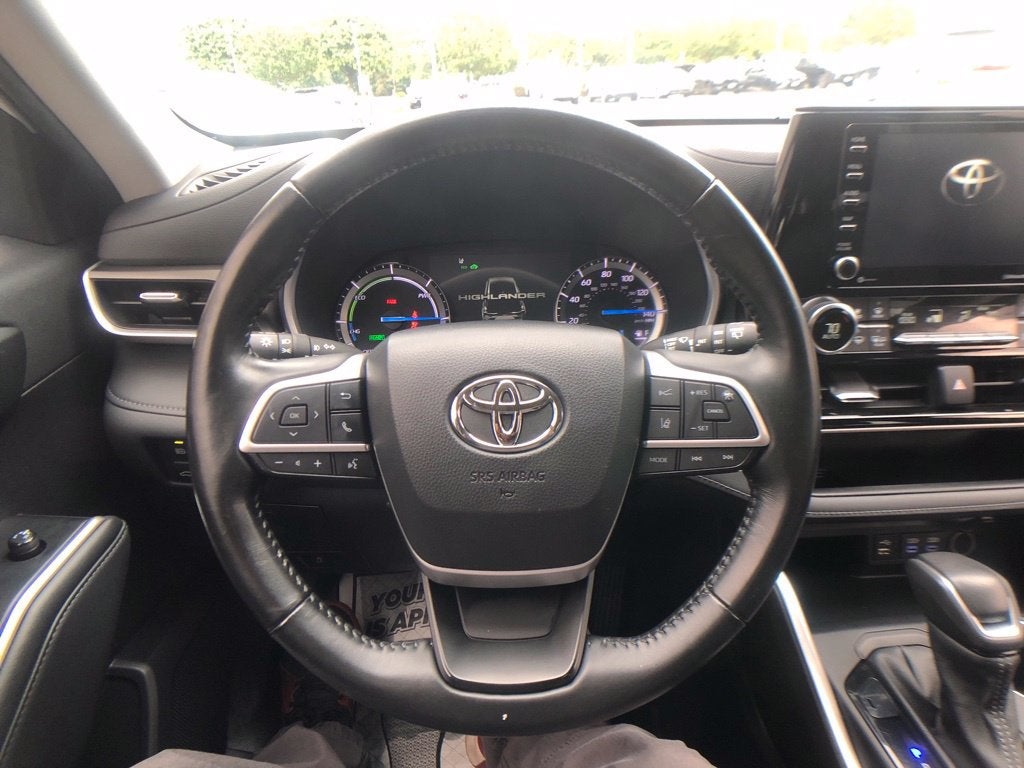 2022 Toyota Highlander Hybrid XLE