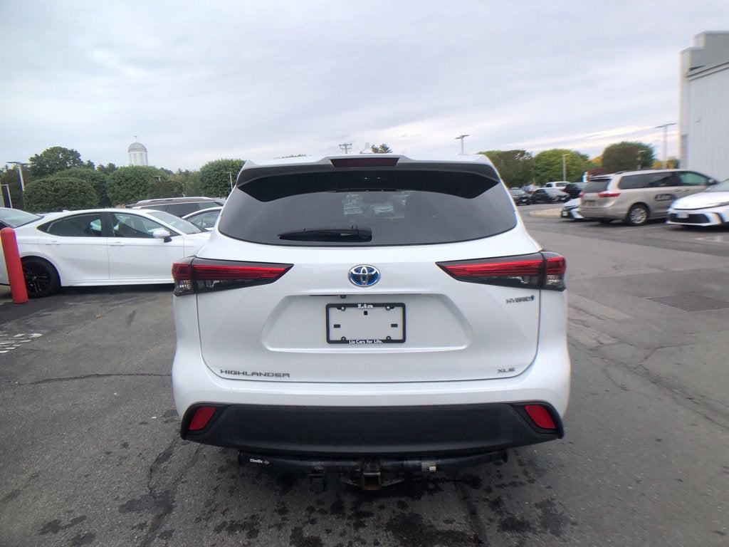 2022 Toyota Highlander Hybrid XLE