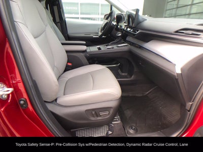 2025 Toyota Sienna XLE 7 Passenger