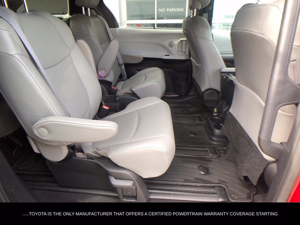 2025 Toyota Sienna XLE 7 Passenger