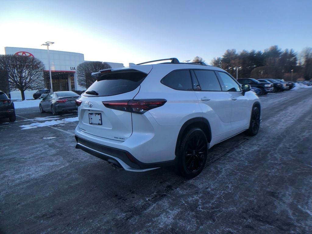 2026 Toyota Highlander XSE