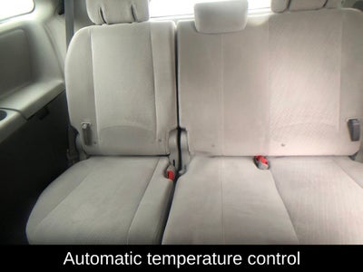 2016 Toyota Sienna LE 8 Passenger