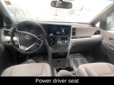 2016 Toyota Sienna LE 8 Passenger