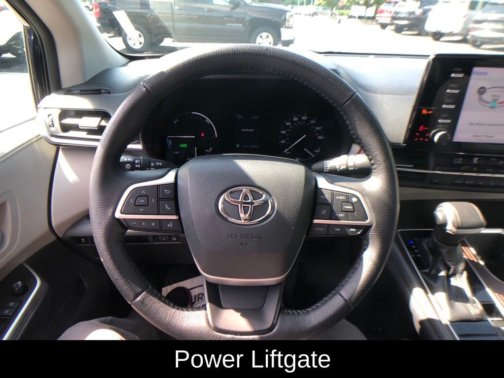 2021 Toyota Sienna XLE 7 Passenger