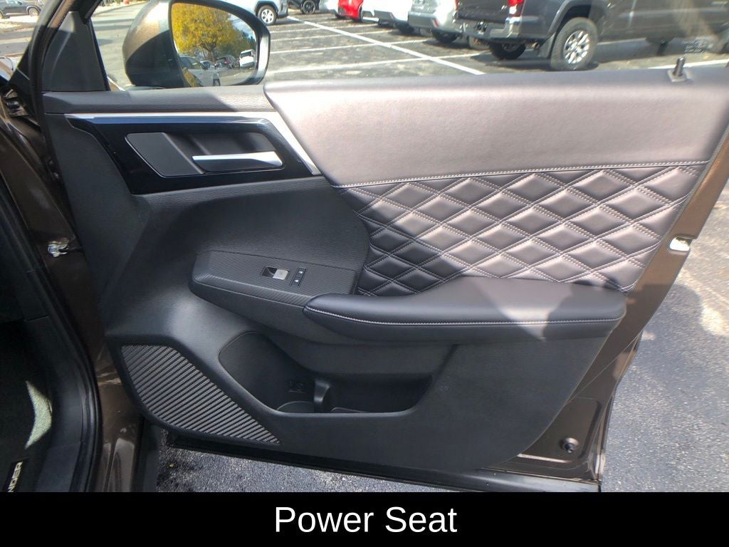 2024 Mitsubishi Outlander SEL