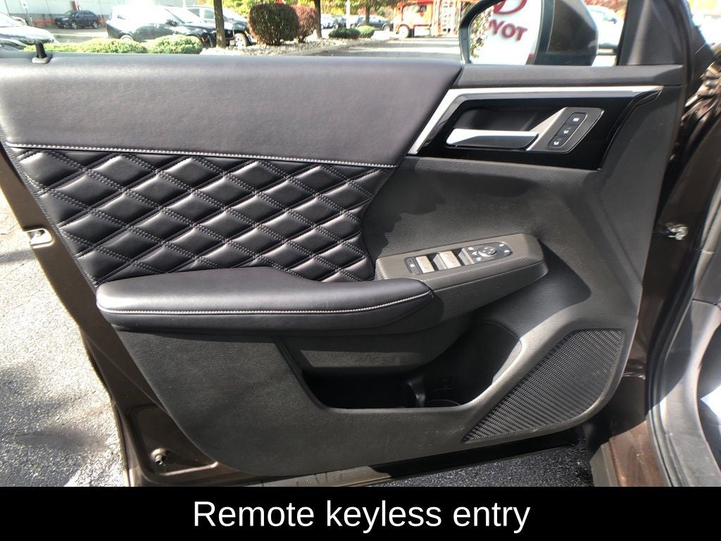 2024 Mitsubishi Outlander SEL