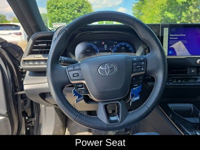 2025 Toyota Crown Signia XLE
