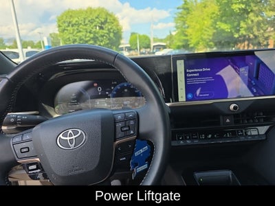 2025 Toyota Crown Signia XLE